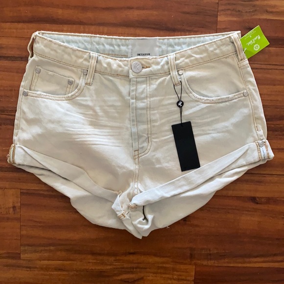 One Teaspoon Bandits - Picture 1 of 4